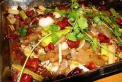 泡椒娱乐的爆料可信吗吗,泡椒娱乐爆料可信度分析